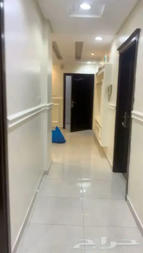 للايجار شقة بحي التيسير 5 غرف المربع الذهبي 1