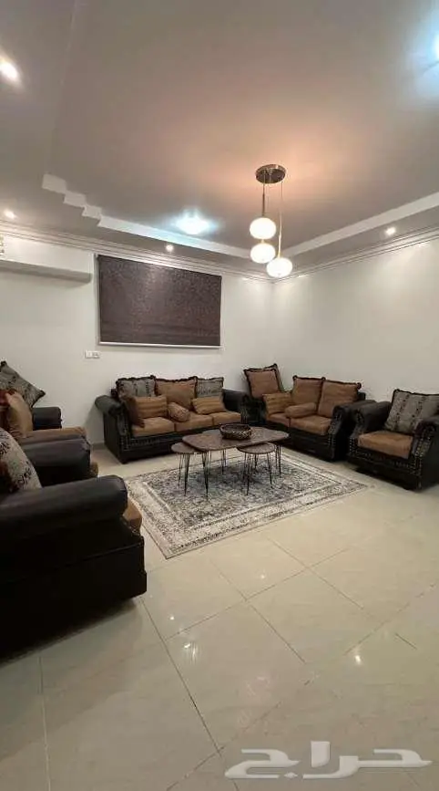 دور علوي للايجار 3