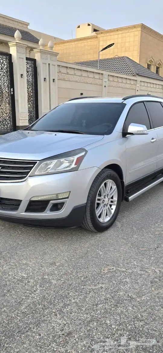 للبيع شفروليه ترافرس 2016 3