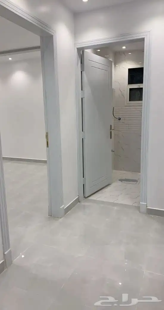 شقة للايجار حي العريجاء 1