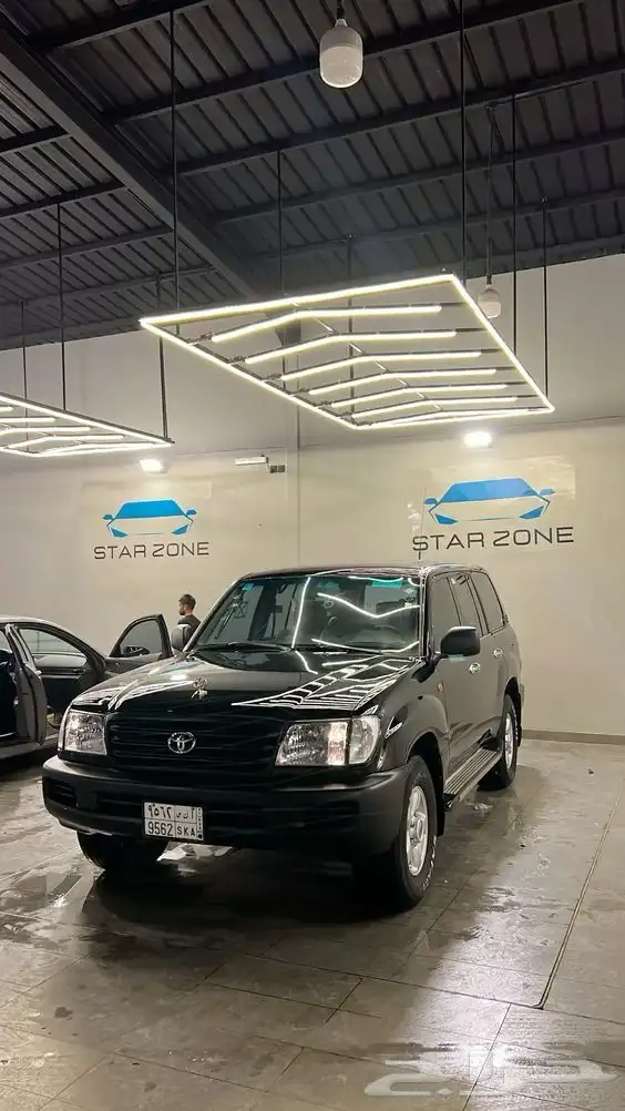 مطلوب لاند اسود 0