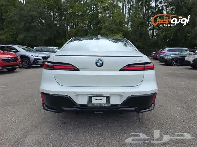2024 بي إم دبليو 740i سيدان 2