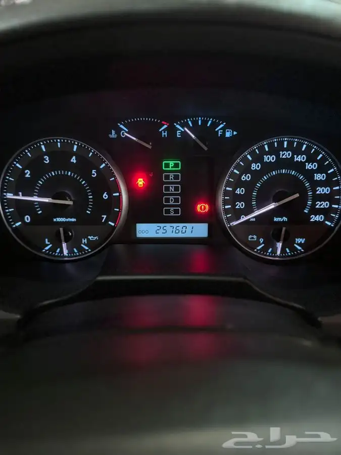 نبيع لاند كروزر 2010 6 سرندل ممشى قليل . 9