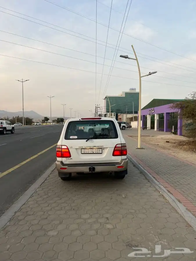 لاندكروزر 1999 وكاله 6