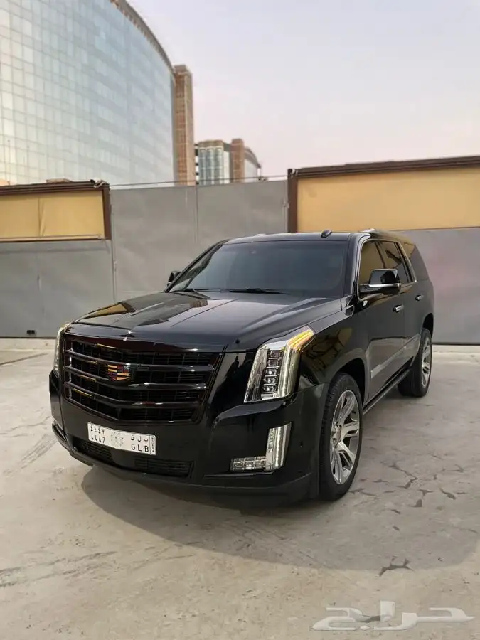 للبيع كاديلاك اسكاليد 2018 قصير 2