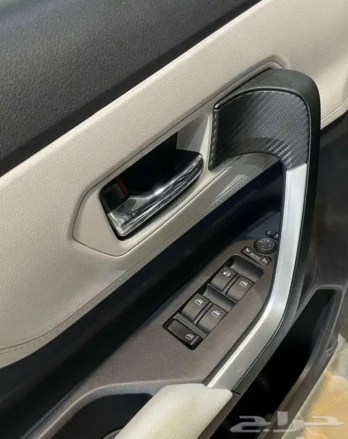 تويوتا فيلوز GLX 2025 ايجار منتهي بالتمليك اقسااط 5