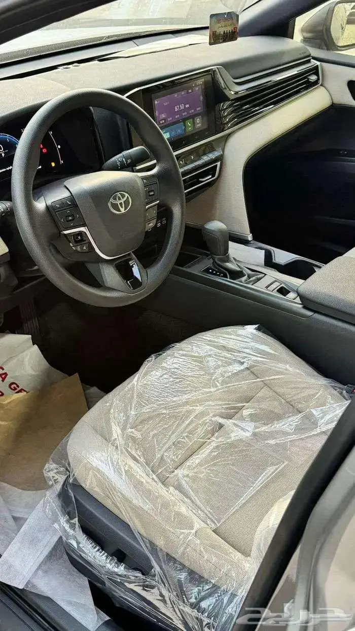 عرض خا ص كامري 2025 E بنزين سعودي الون تيتانيوم 110 9