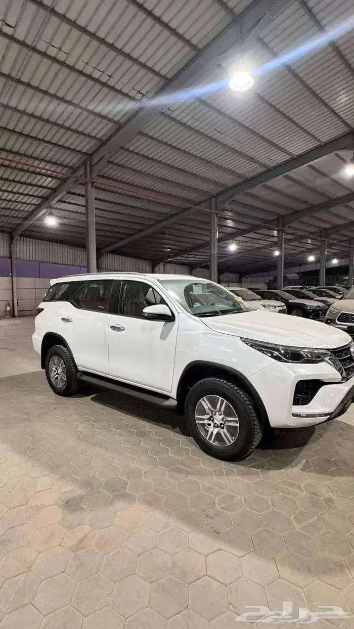 تويوتا فورتشنير VX1 موديل 2026 1