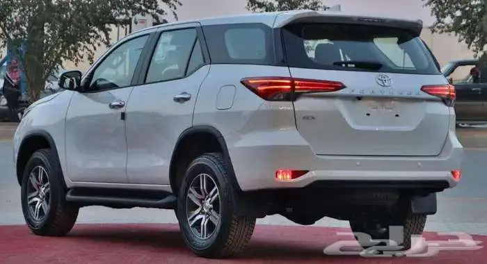 تويوتا فورشنر بنزين دبل اقساط ميسره 9