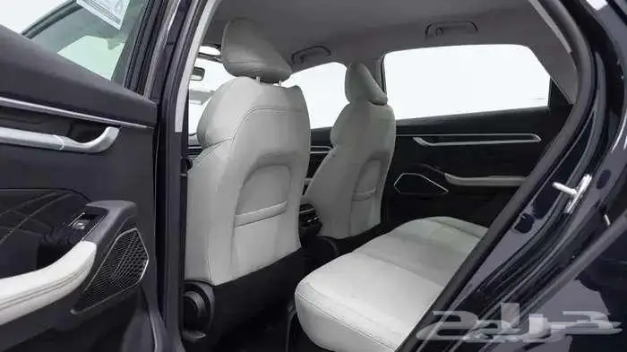 جيلي أم جراند 2025 2