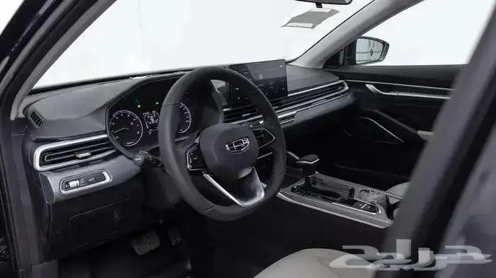 جيلي أم جراند 2025 9