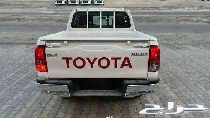 هايلوكس غمارتين 2025 ديزل دبل قير أتوماتيك 4