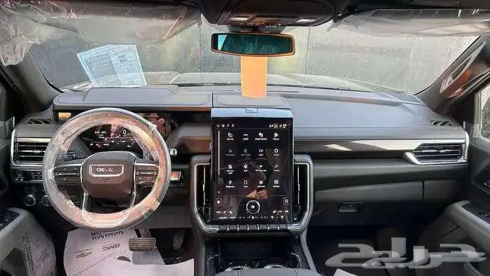 جي ام سي يوكن الفيشن 2025 10