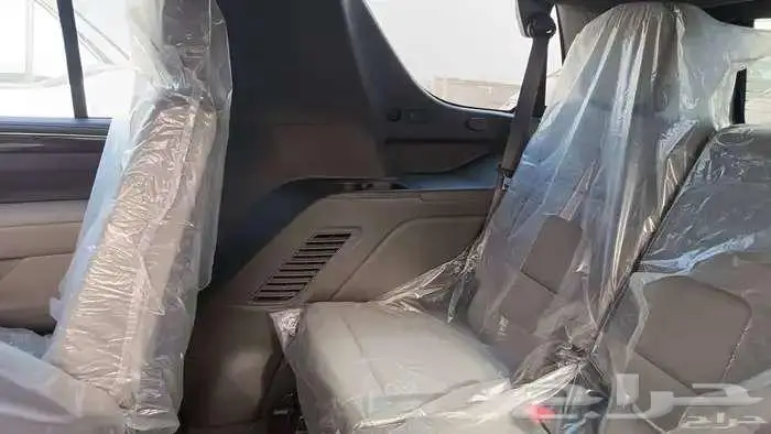 جي ام سي يوكن 2025 SLE 10