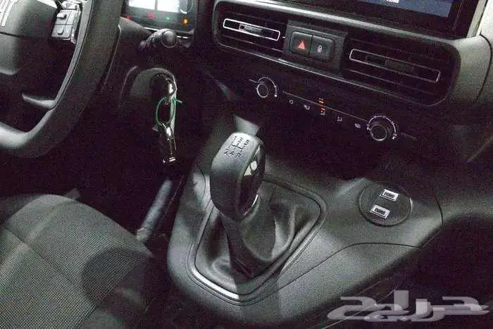 فيات دوبلو الشاص الطويل 2025 فيورينو ضمان الوكيل بترومين 9