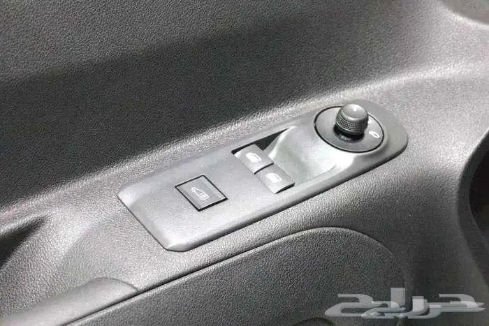 فيات دوبلو الشاص الطويل 2025 فيورينو ضمان الوكيل بترومين 13