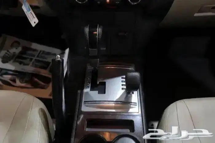 ميتسوبيشي باجيرو فل كامل فتحة سقف جلد موديل 2022 16