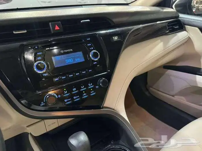 للبيع تويوتا كامري 2019 فئه LE سعودي 26