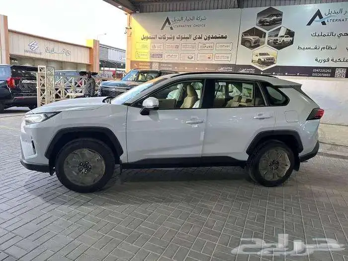 تويوتا راف فور XLE بنزين 2025 2