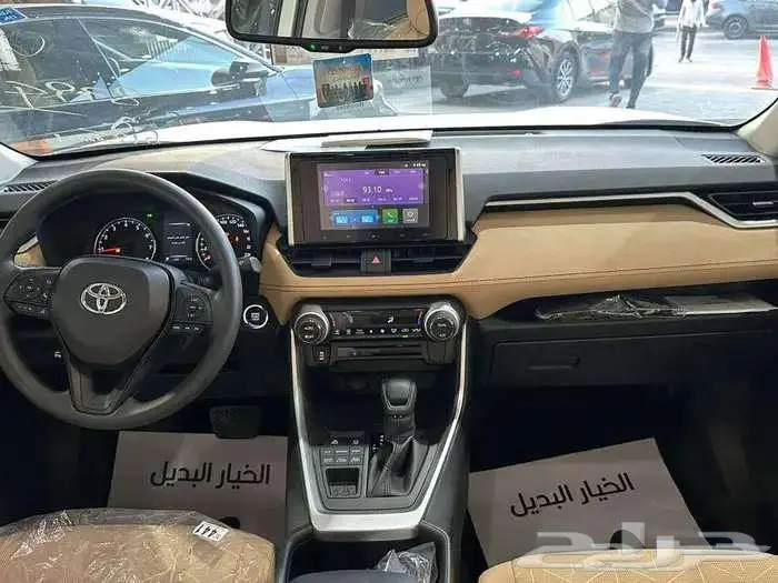 تويوتا راف فور XLE بنزين 2025 7