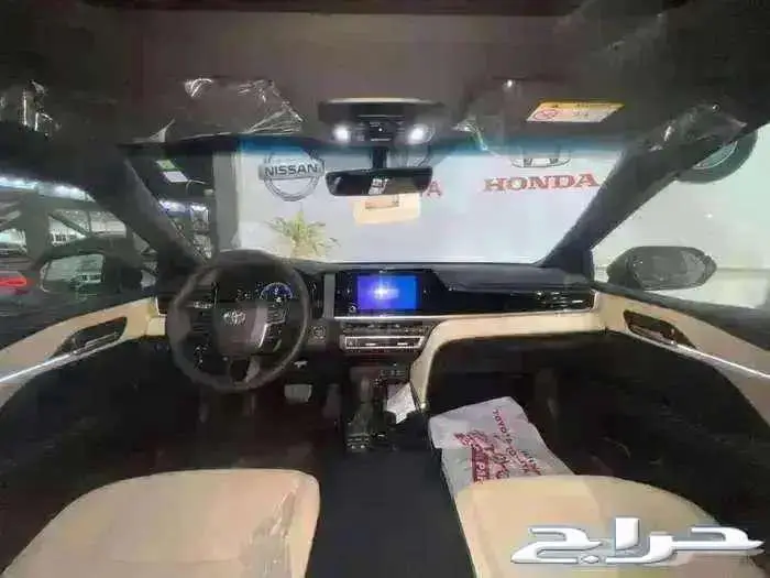 تويوتا كامري ( LE ) هايبرد موديل 2025 أقل الأسعار 5