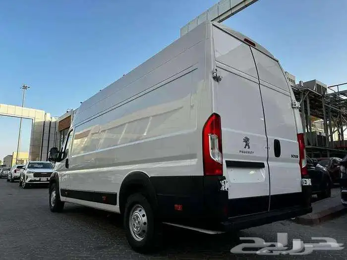 بيجو بوكسر فان بضاعة L4H3 ديزل موديل 2025 9