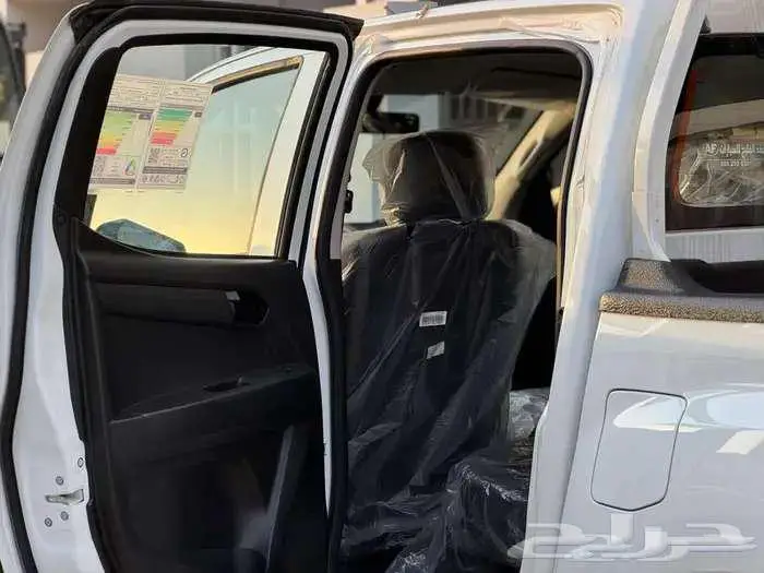 ايسوزو ديماكس غمارتين دبل زجاج كهرباء _ زجاج عادي 2026 6