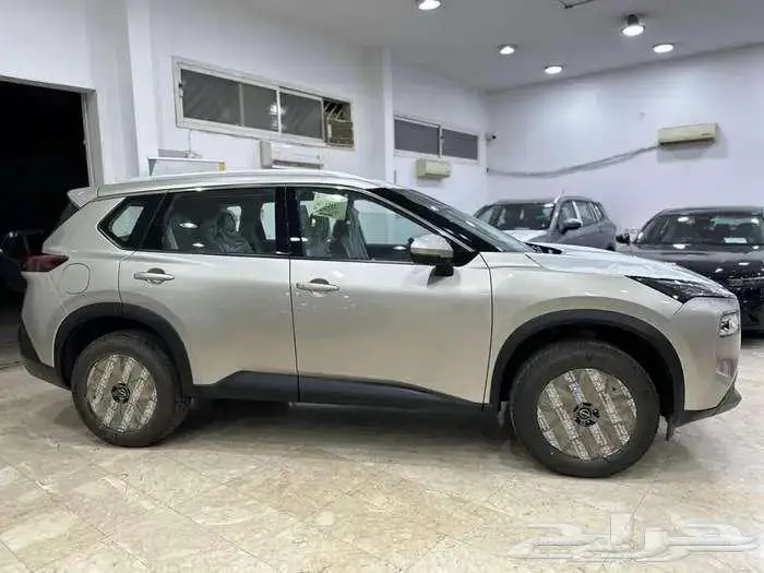 نيسان اكستريل ستاندر 5 مقاعد دبل موديل 2026 كاش وقسط 19