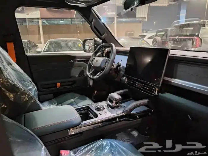 جيتور T2 لاكجيري 2026 اسود مطفي 5