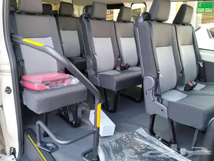 تويوتا باص هايس 2026 ديزل 13 راكب قير عادي 9