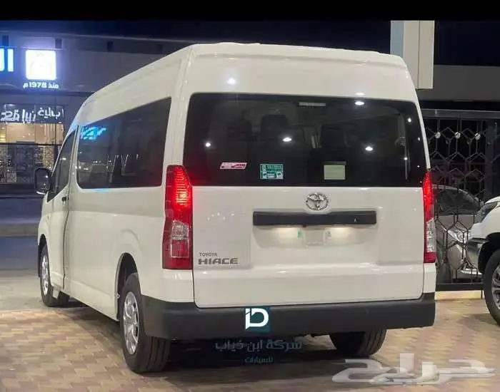 تويوتا هايس ركاب قير عادي ديزل 2026 1