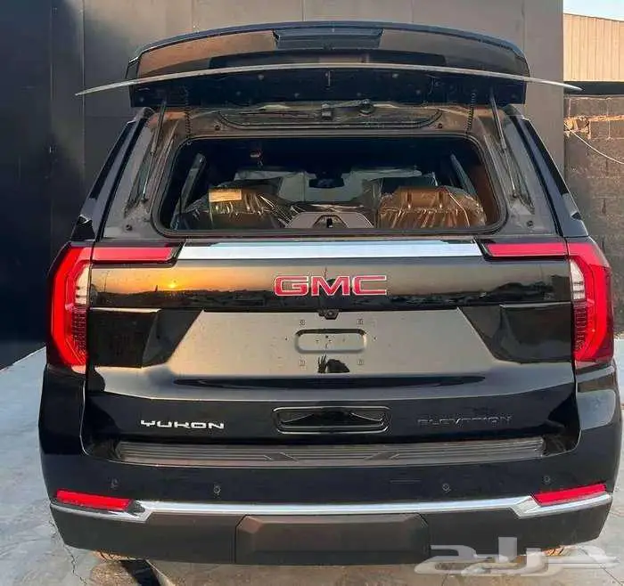 جي ام سي يوكن الفيشن 2025 6