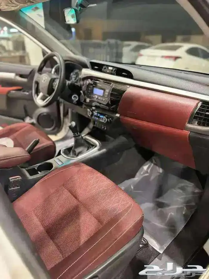 تويوتا هايلوكس 2021 نظيف جدا 8