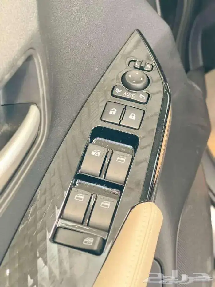 تويوتا يارس واي اكس 2026 16