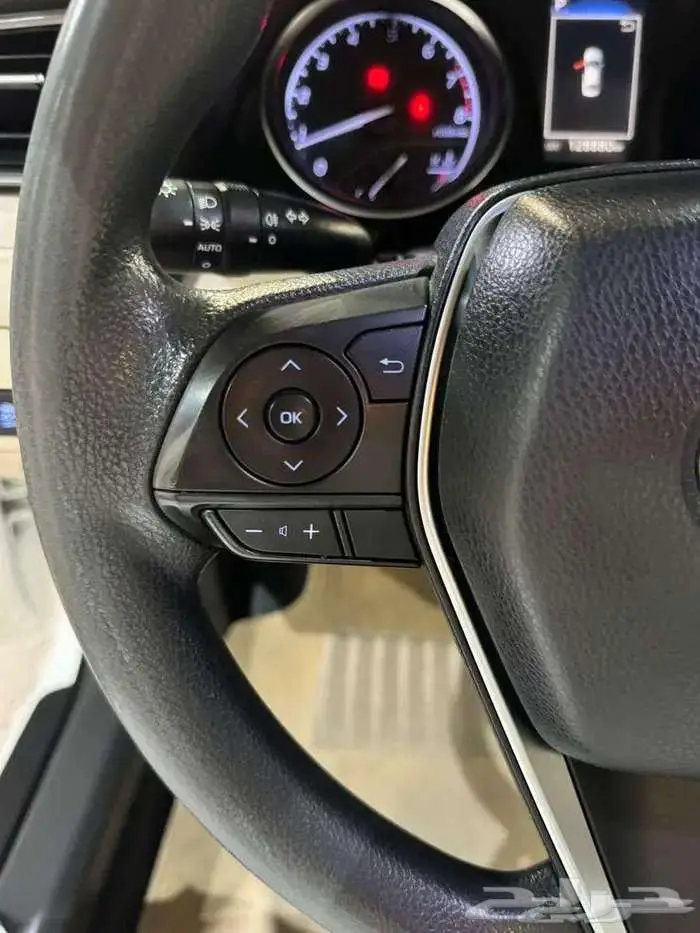 للبيع تويوتا كامري 2019 فئه LE سعودي 23