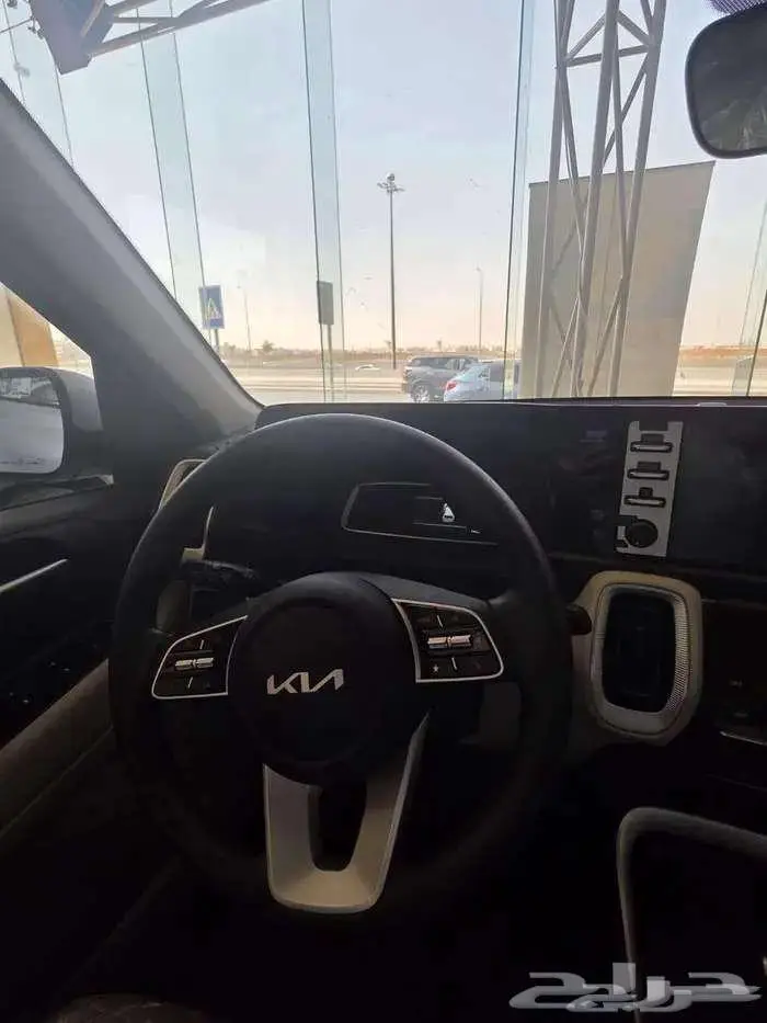 كيا سونيت 2025 استندر مطور سعودي كاش وتقسيط 12