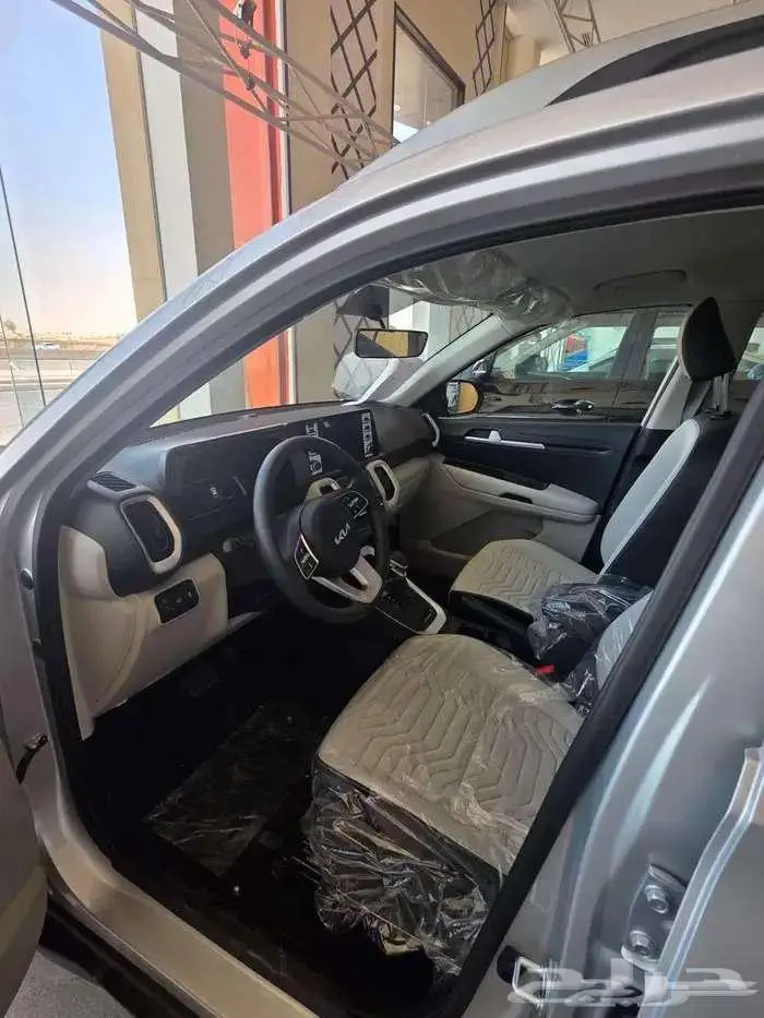 كيا سونيت 2025 استندر مطور سعودي كاش وتقسيط 7