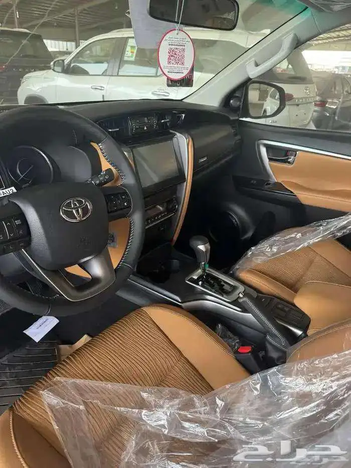 فورتشنر VX1 بنزين 2026 محرك V6 دبل 7