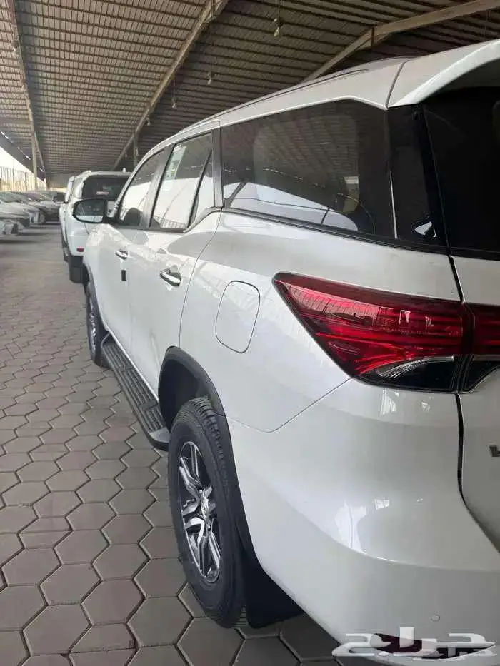 فورتشنر VX1 بنزين 2026 محرك V6 دبل دفلك (سعودي) 5