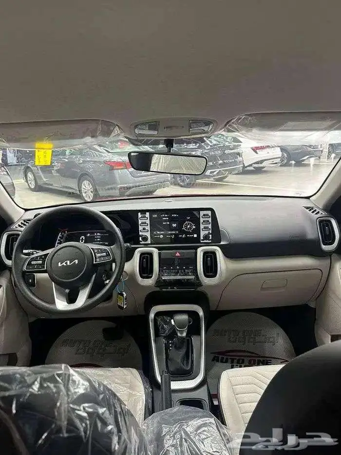 كيا سونيت 1.5cc فل كامل فتحه سقف 2026 أسعار تنافسية 3