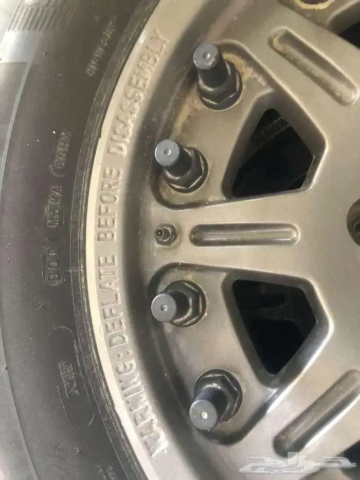 جنط ماركة HUTCHINSON 2