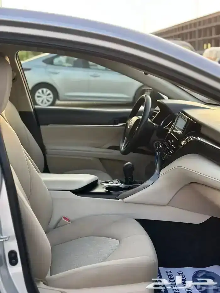 تويوتا كامري LE مطور 2023 9