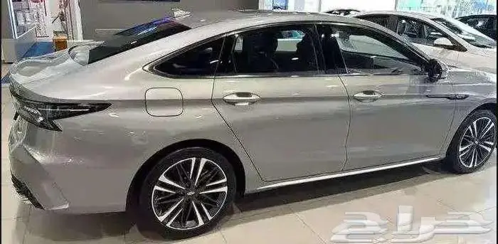 شيري اريزو 8 2026 قير اوتماتيك بنزين 5