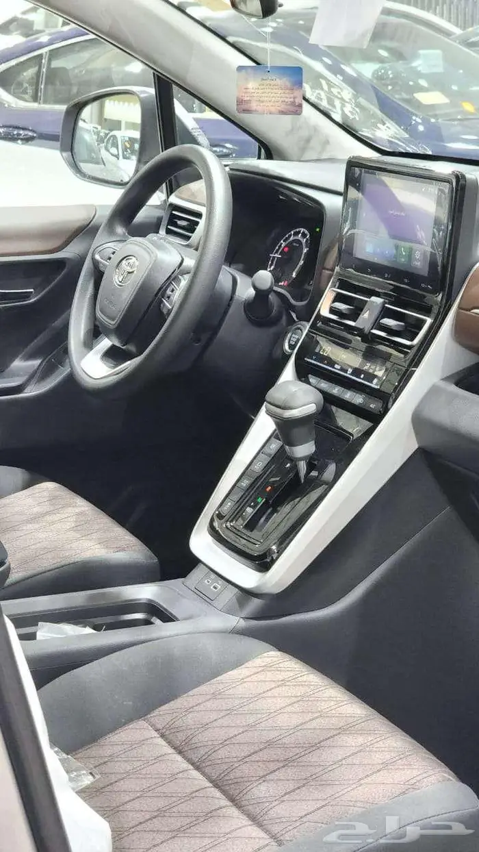 تويوتا انوفا GL 2.0 بنزين 2026 كاش وأقساط 16