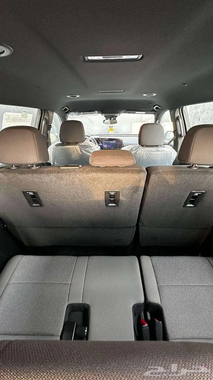 شفروليه ترافيرس LT موديل 2025 14