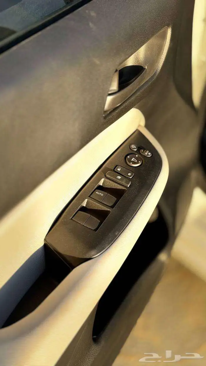 هوندا سيتي LX 4