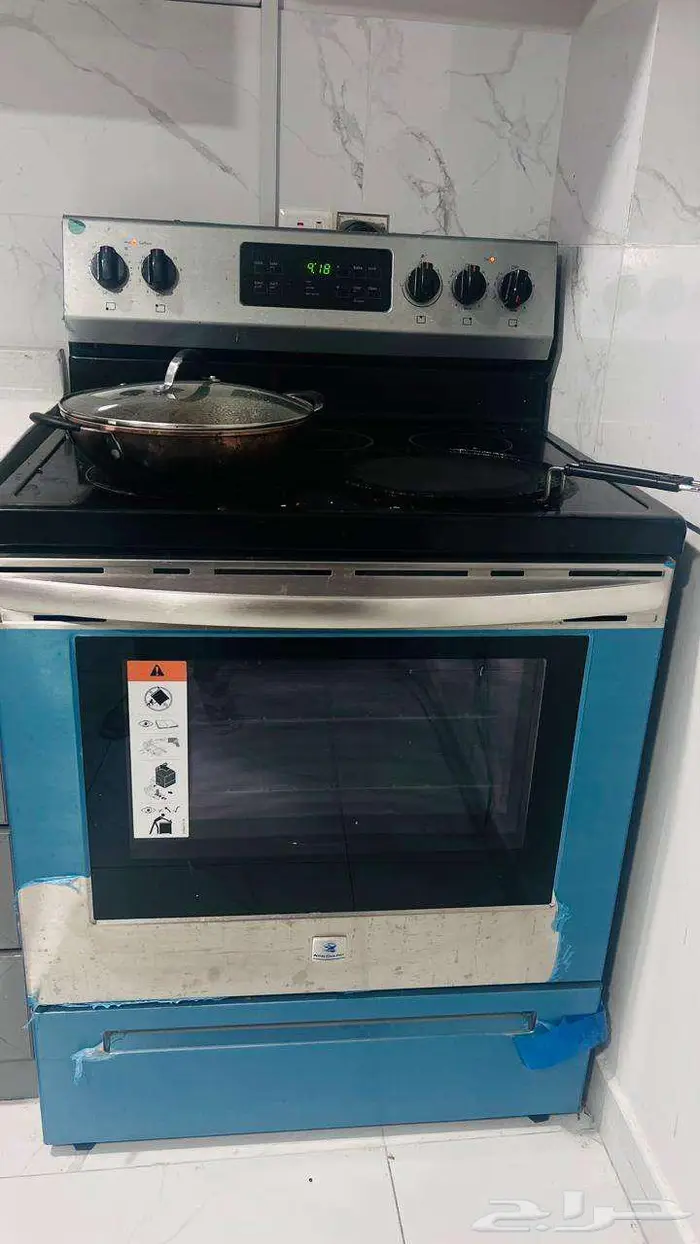 Kelvinator electric oven  76 cm  steel  5 burners  American 2