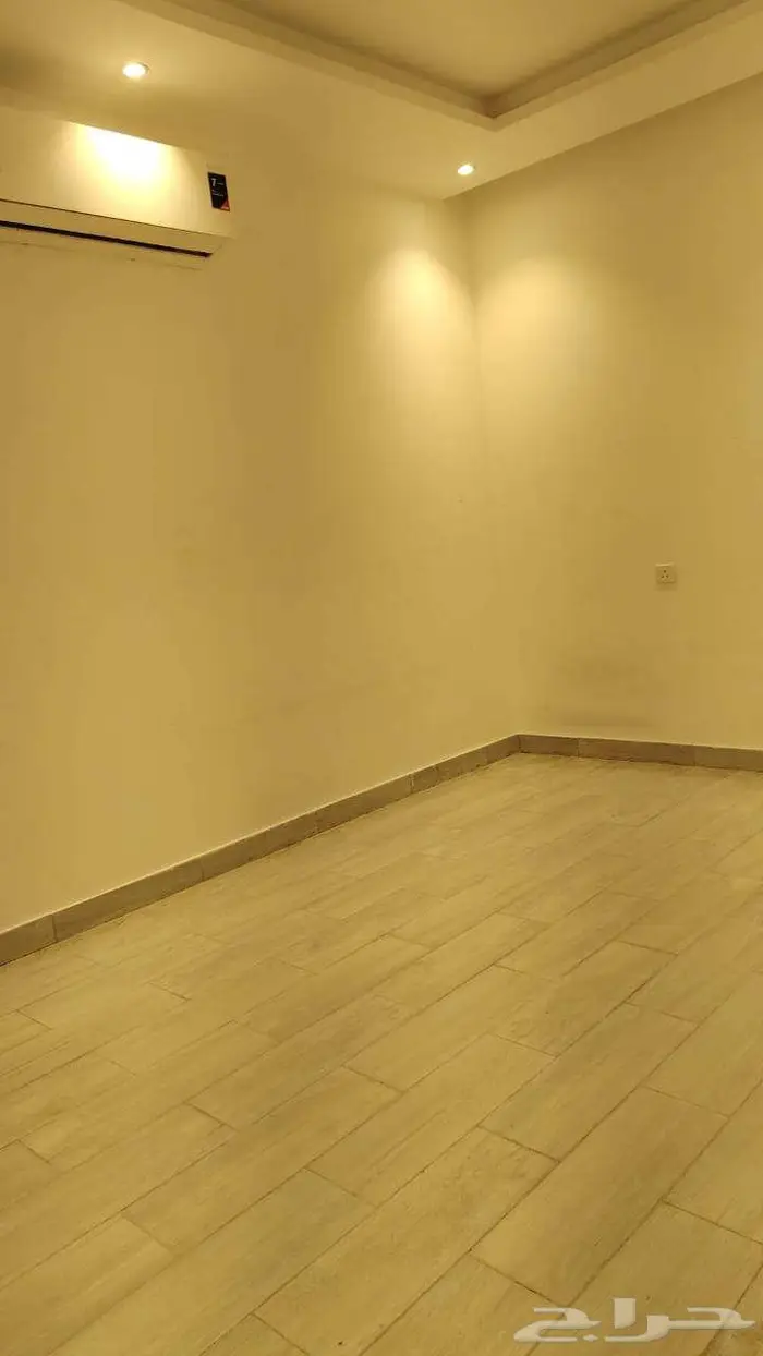 شقه فاخره للايجار جده 7100 6