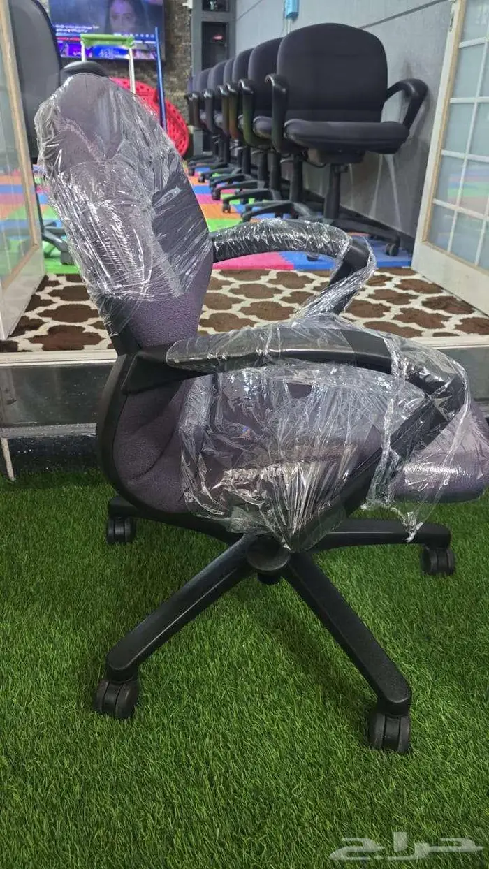 كراسي مكتبية فاخرة ومريحه جددا 4