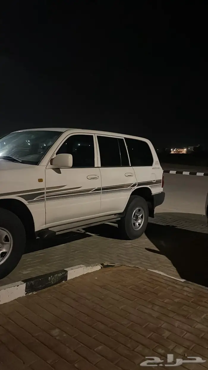 جيب لاند كروز 2001 3